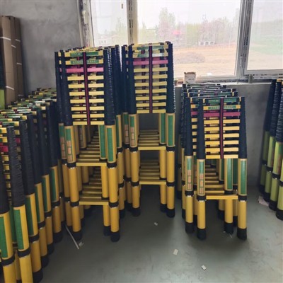 Foldelig teleskopstige